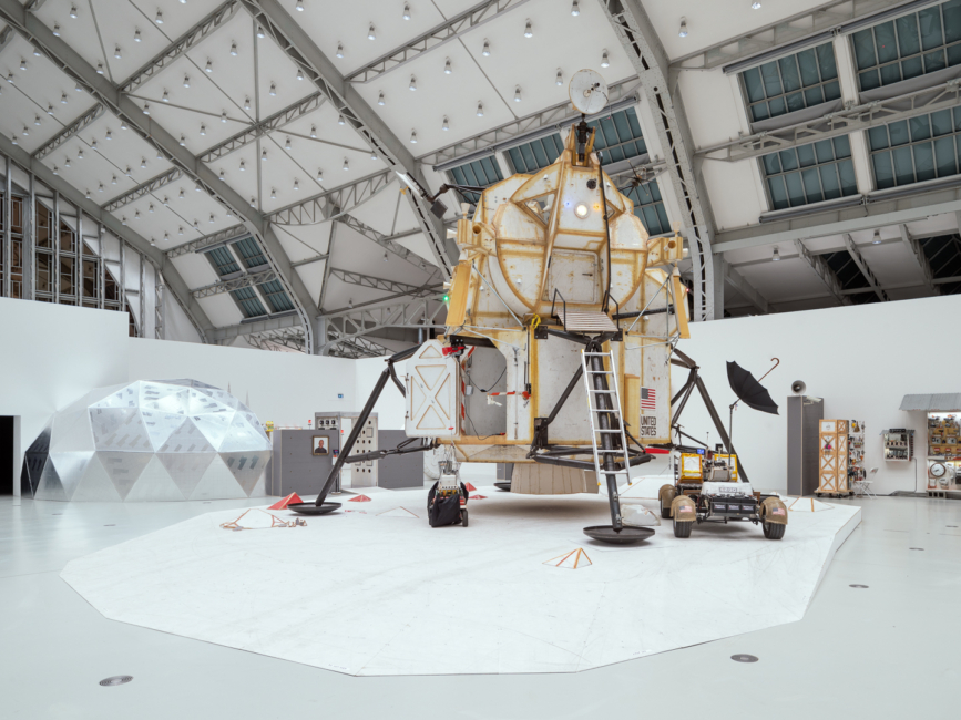 Tom Sachs – Space Program: Rare Earths ⎪ Deichtorhallen Hamburg